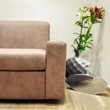 Locazione Turistica Luxury Apartments-1 *